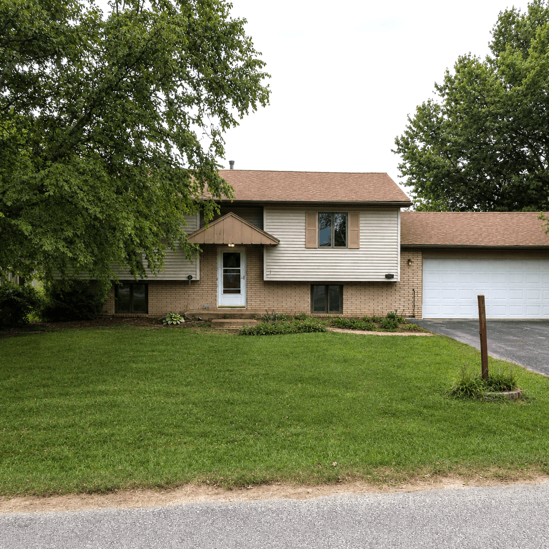 Orion House: 22 Sunny Hill Dr