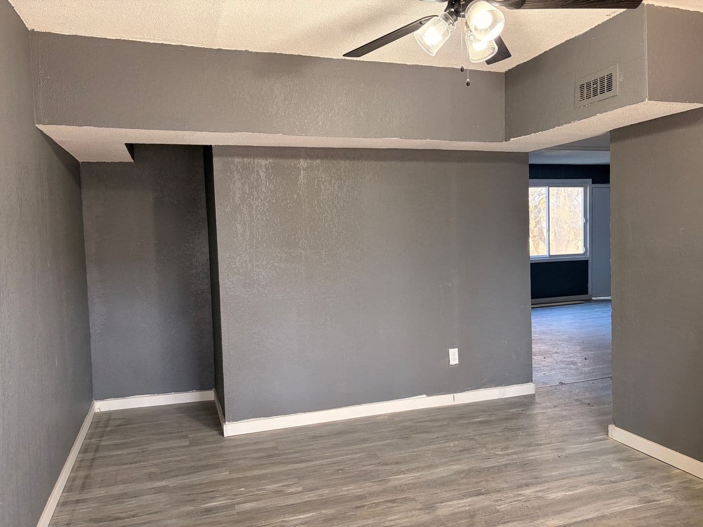 Hanover Apartment: 35 Osage Ave.