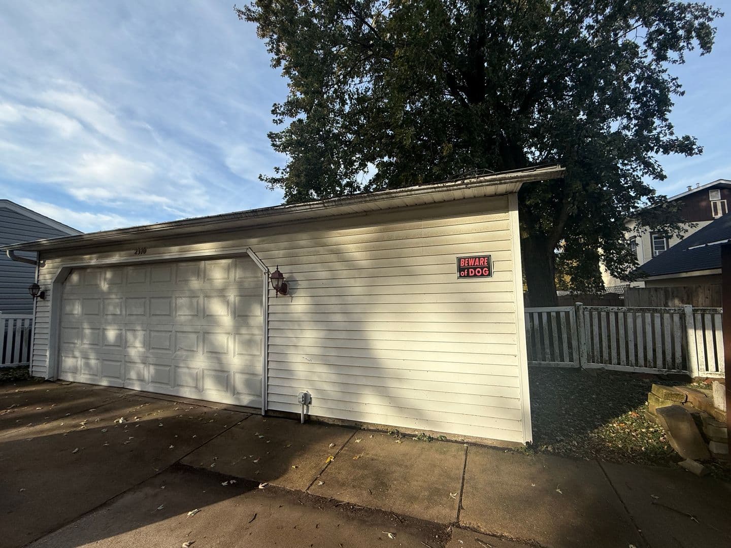 East Moline House: 2310 3rd St
