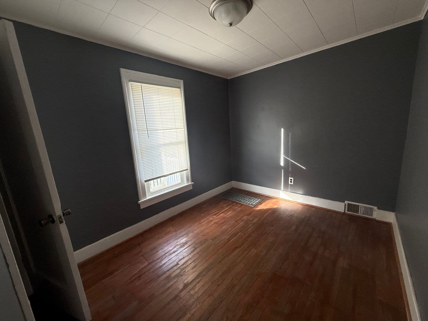 East Moline House: 2310 3rd St