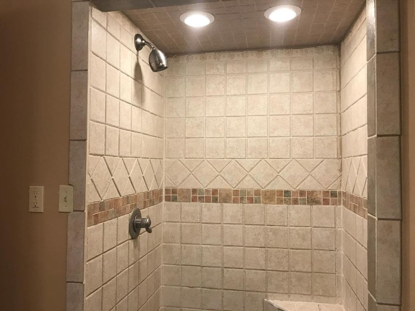 Rock Island House: 1239 26th Ave
