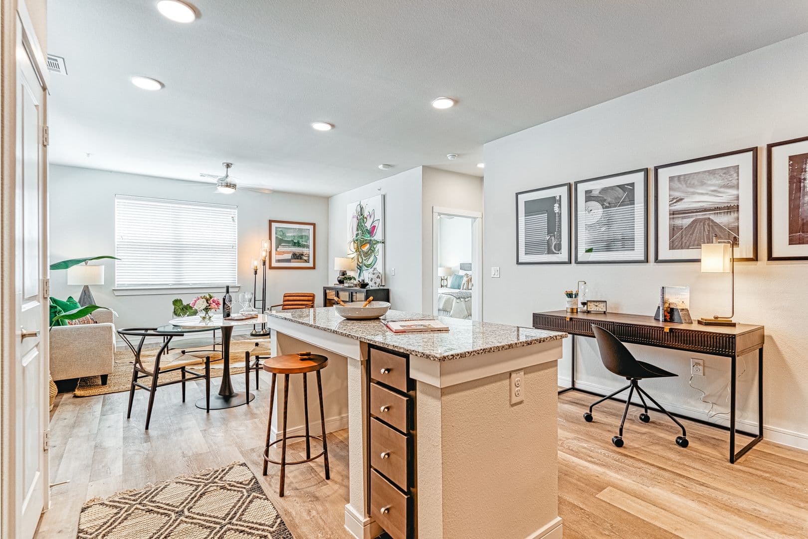 Georgetown Apartment: 3001 NE Inner Loop
