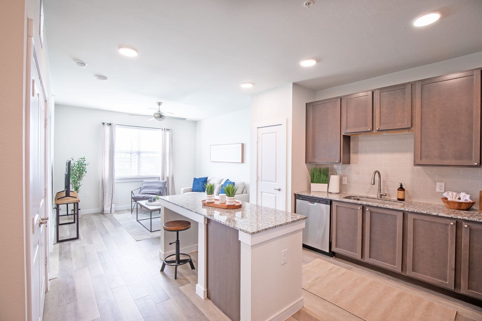 Georgetown Apartment: 3001 NE Inner Loop