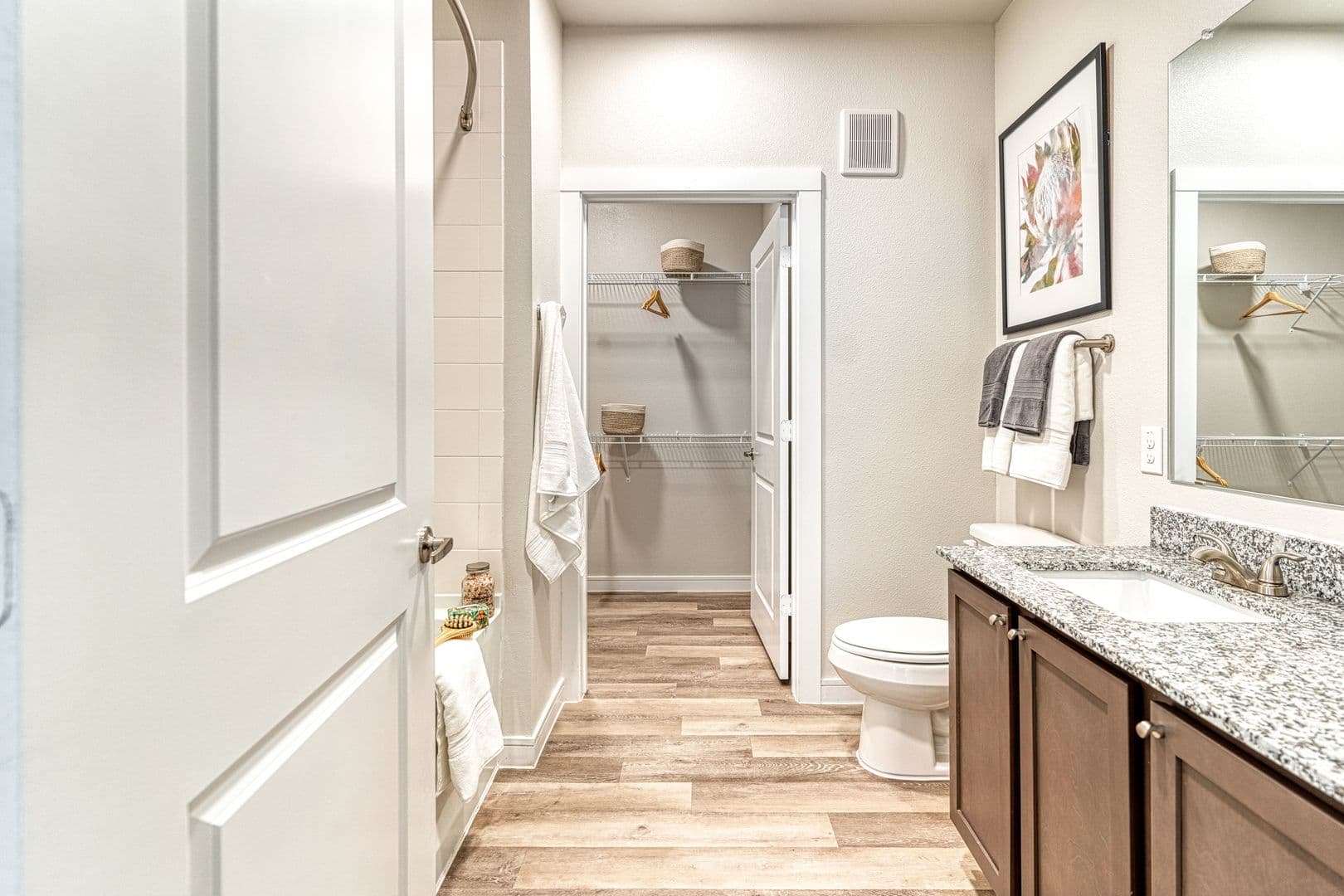 Georgetown Apartment: 3001 NE Inner Loop