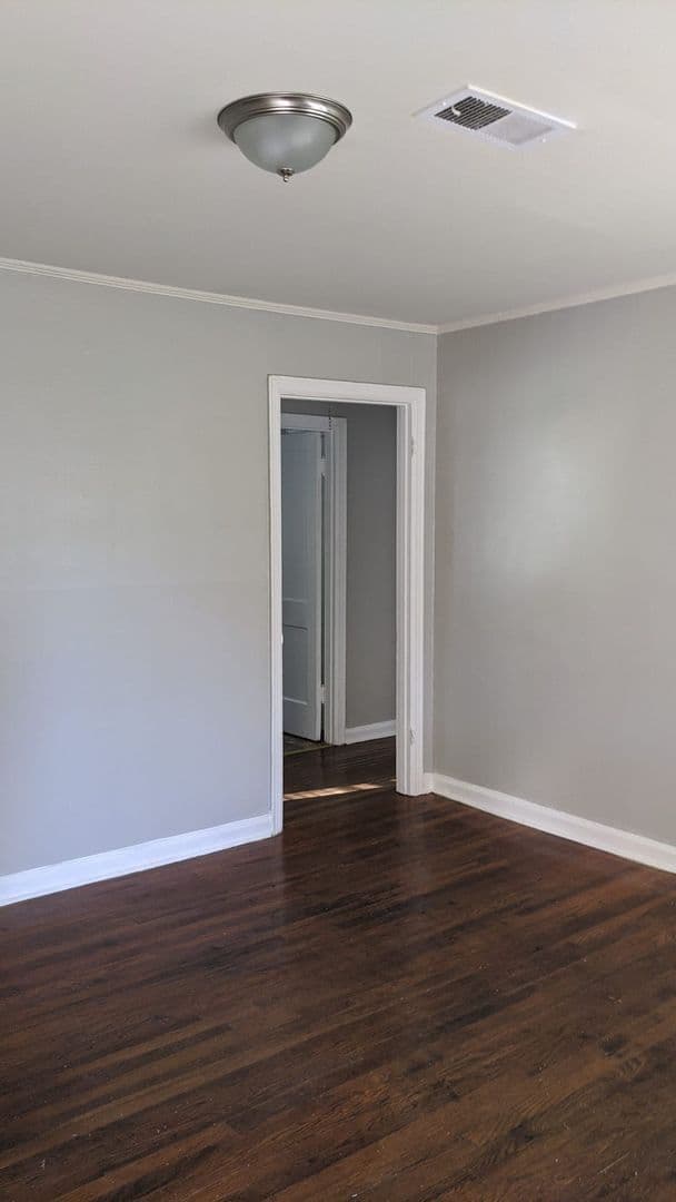 West Memphis Apartment: 2416 Thompson Ave