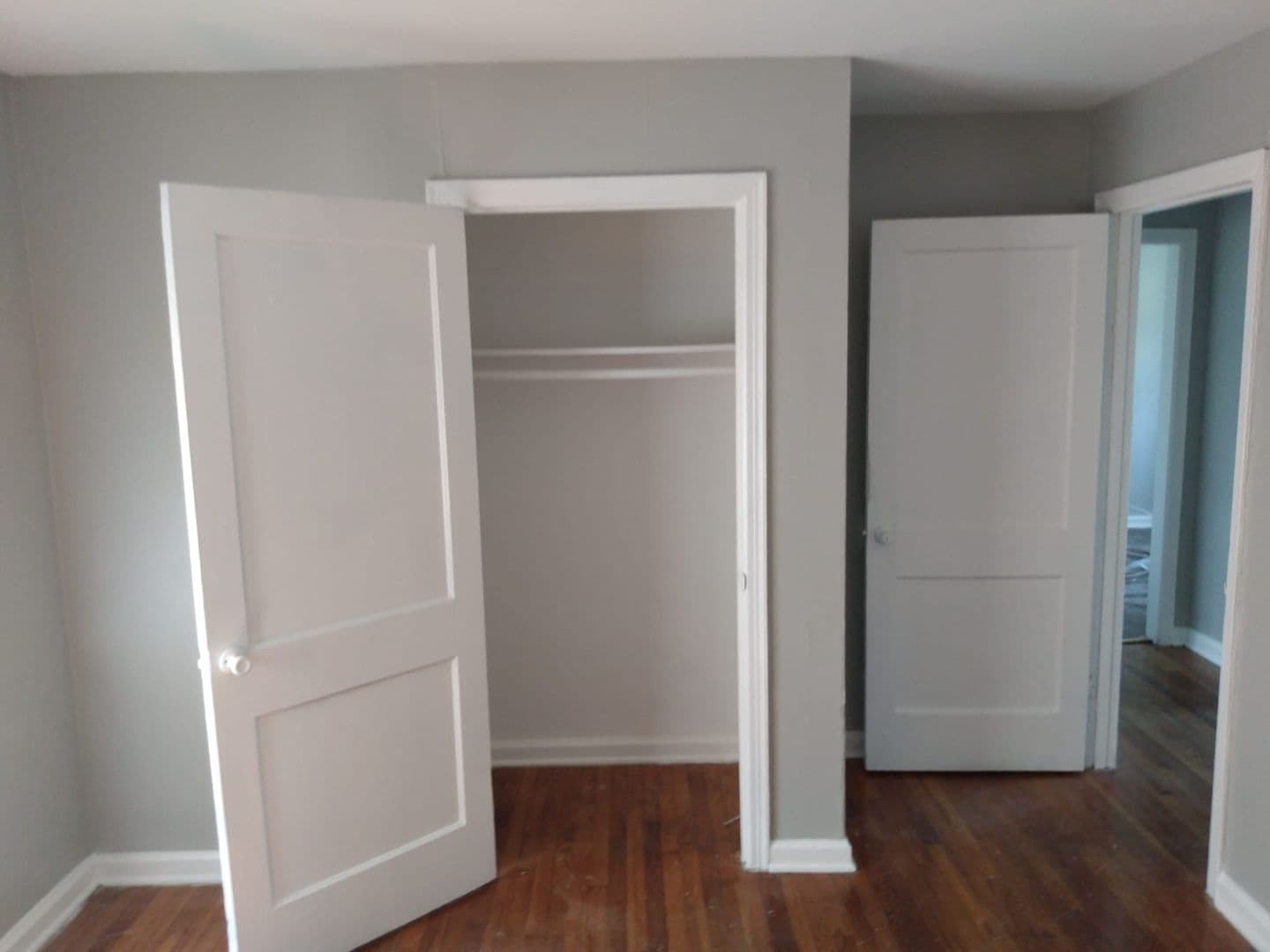 West Memphis Apartment: 2416 Thompson Ave