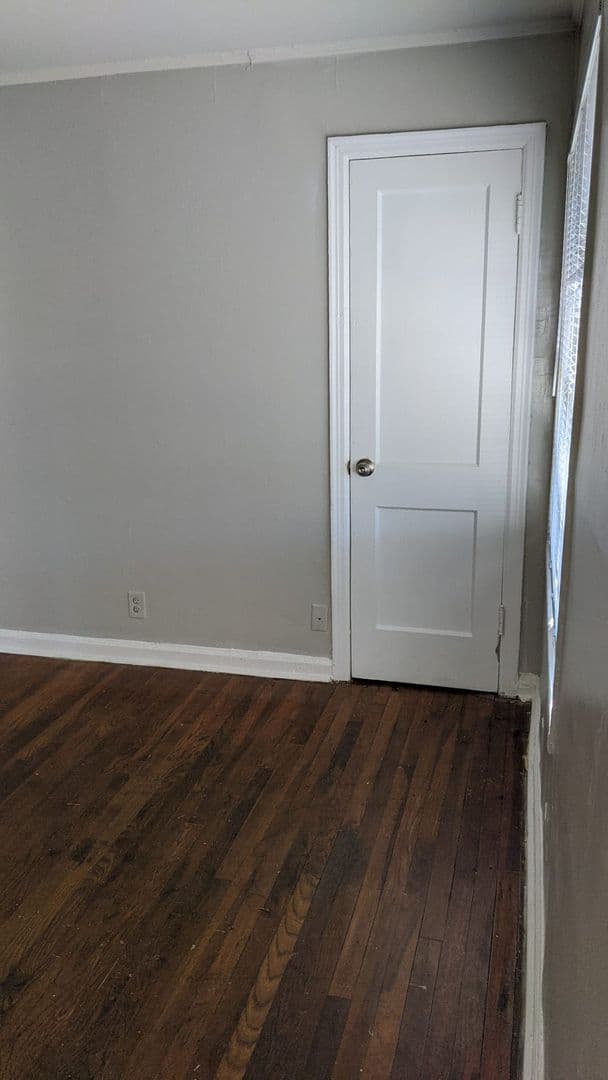 West Memphis Apartment: 2416 Thompson Ave