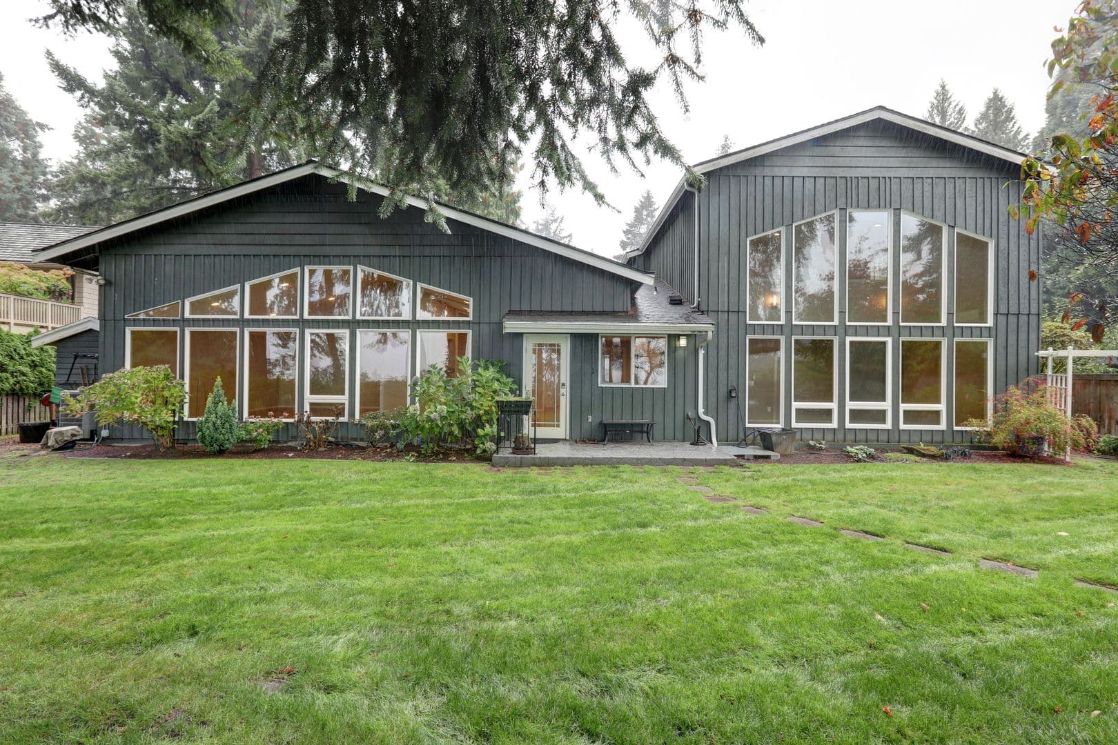 Mercer Island House: 4670 91st Ave SE