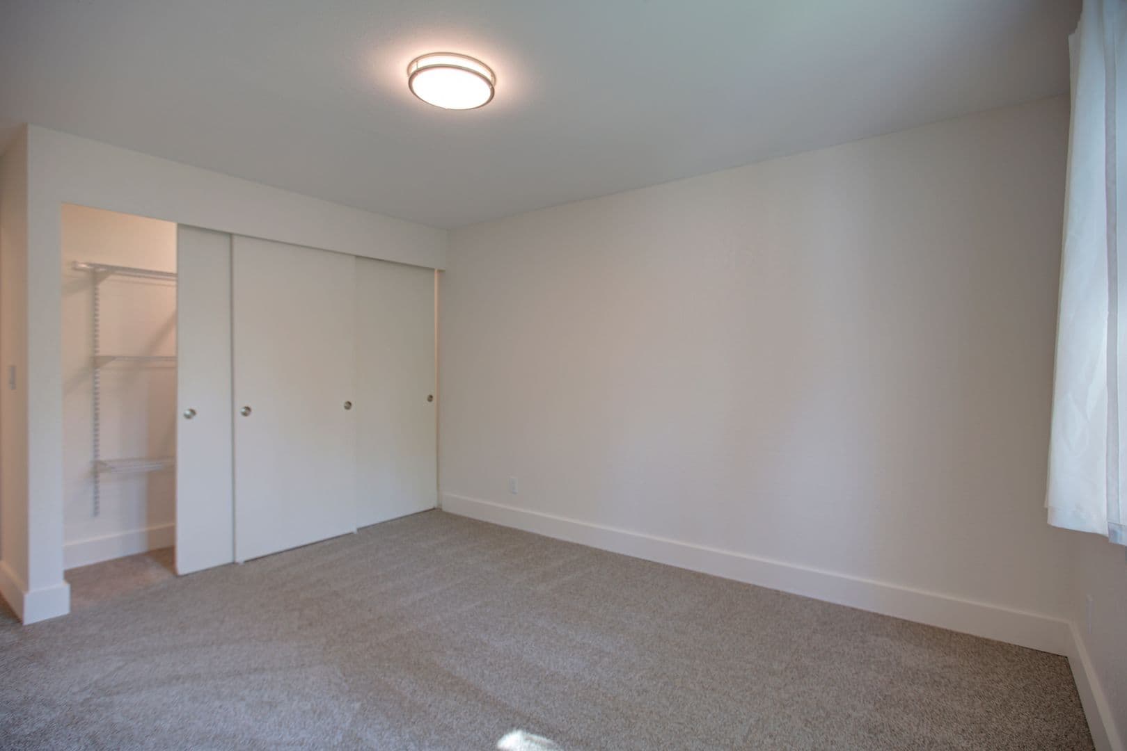 Mountlake Terrace House: 4407 216th St. SW #3