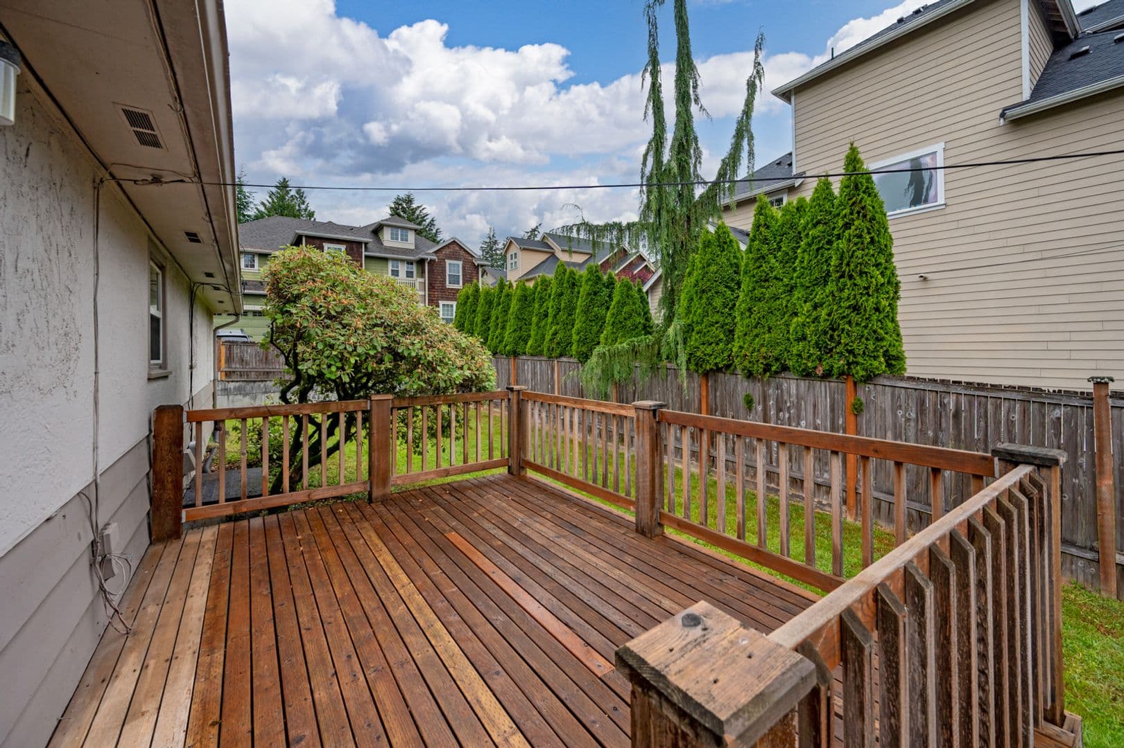 Redmond House: 13804 Redmond Way