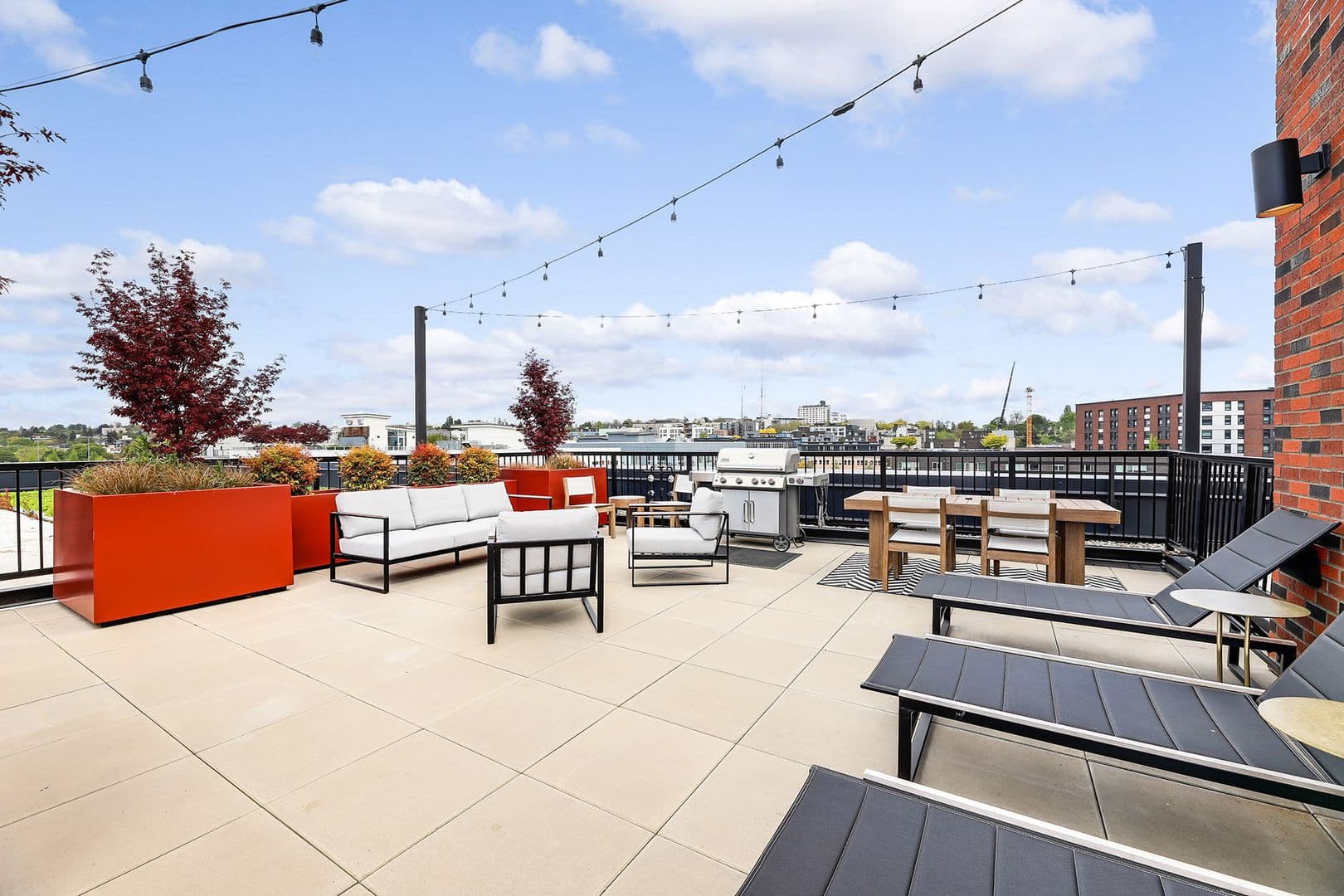 Seattle Apartment: 1225 10th Ave