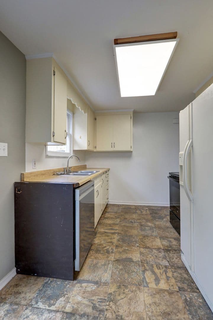 Seattle House: 3244 46th Ave SW