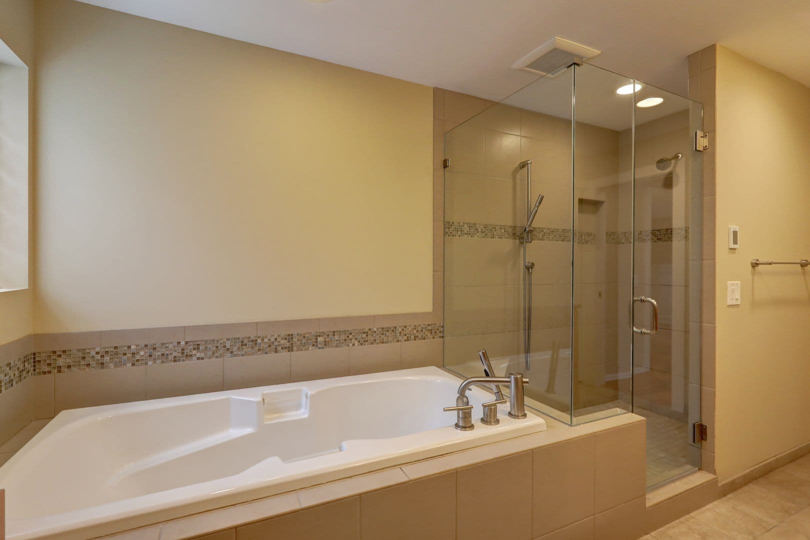 Mercer Island House: 4670 91st Ave SE