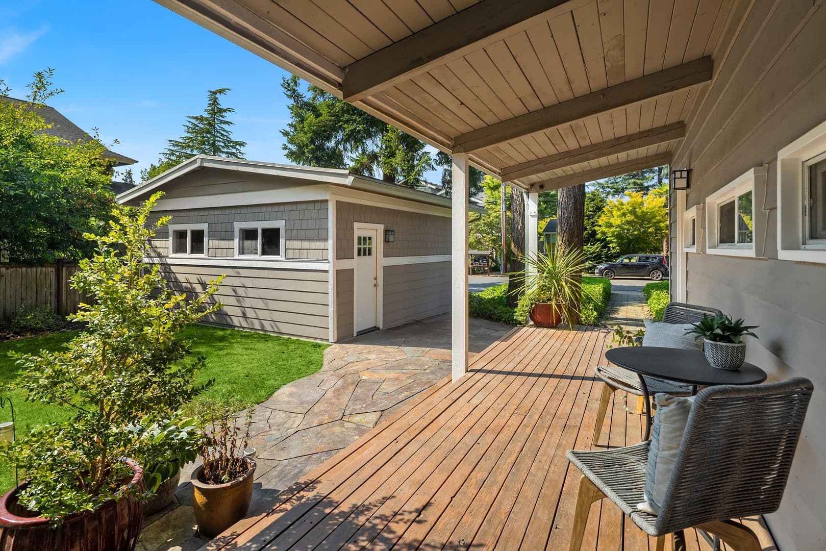Bellevue House: 11059 SE 31st St