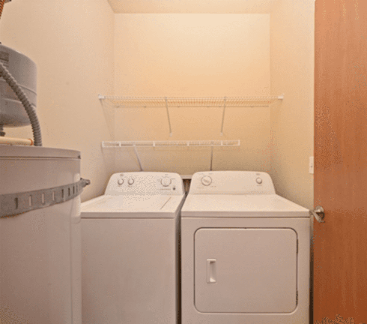 Burien Apartment: 12300 Ambaum Blvd SW