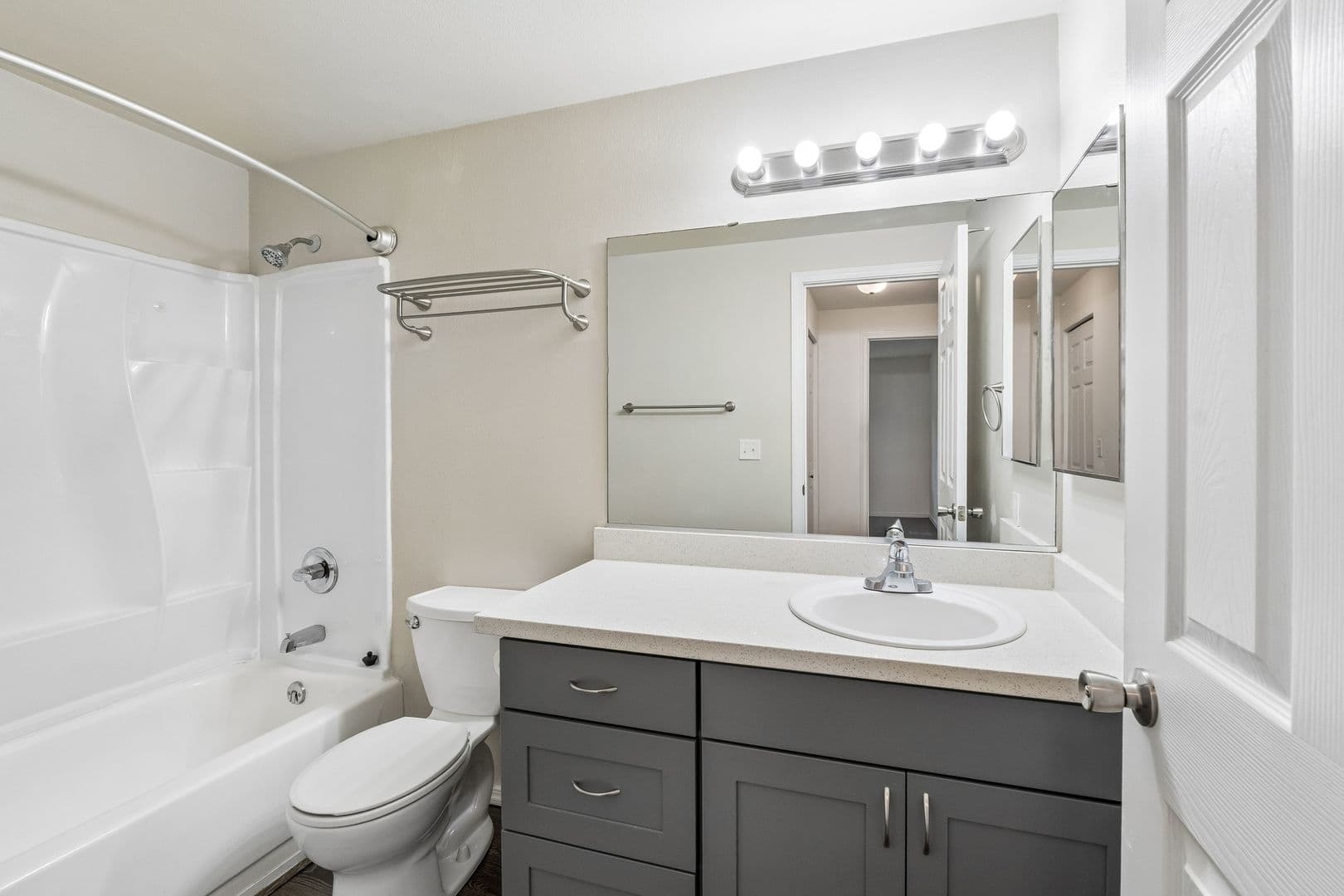 Des Moines Condo: 22831 30th Ave S