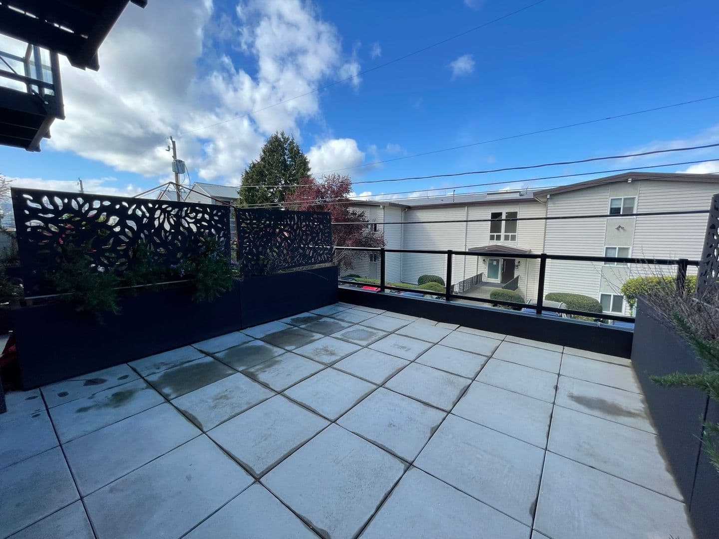Seattle Apartment: 2227 Yale Ave E
