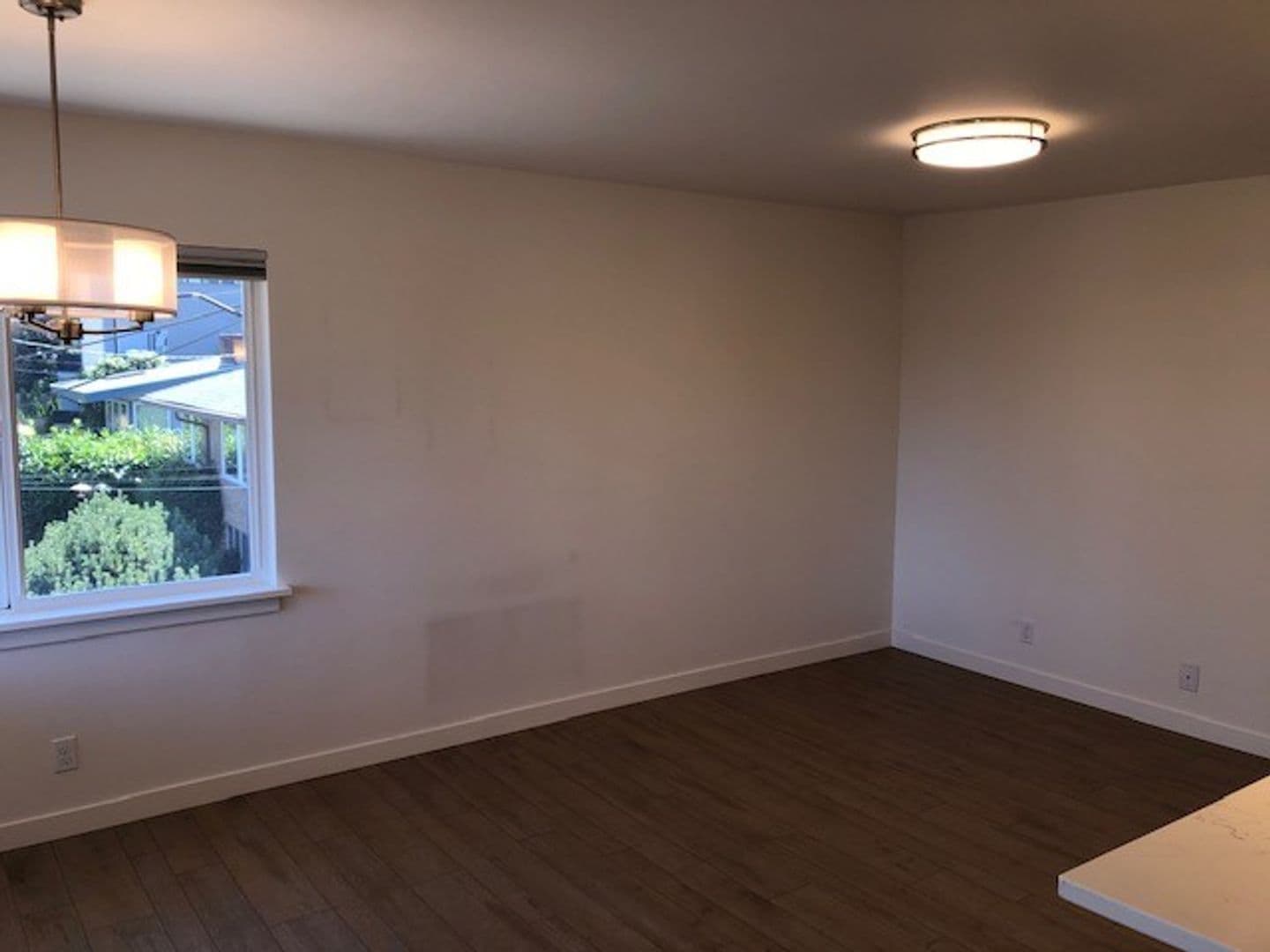 Seattle Apartment: 5701 Wilson Avenue S