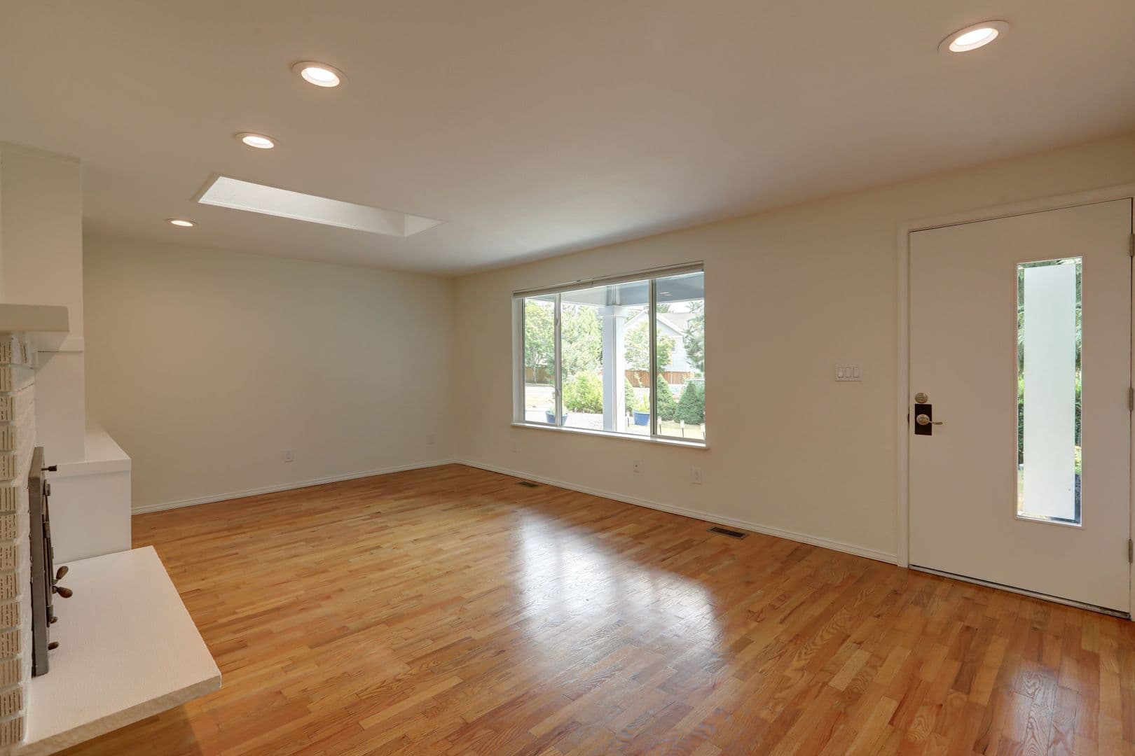 Sammamish House: 2327 248th Ave SE