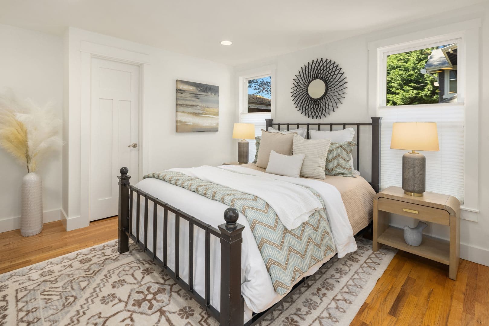 Bellevue House: 11059 SE 31st St