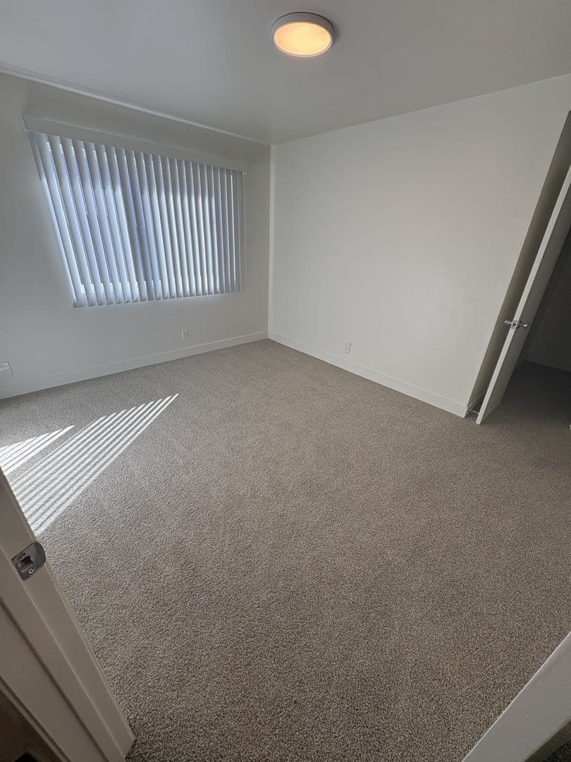 Goleta Apartment: 243 - 247 Mathilda Drive
