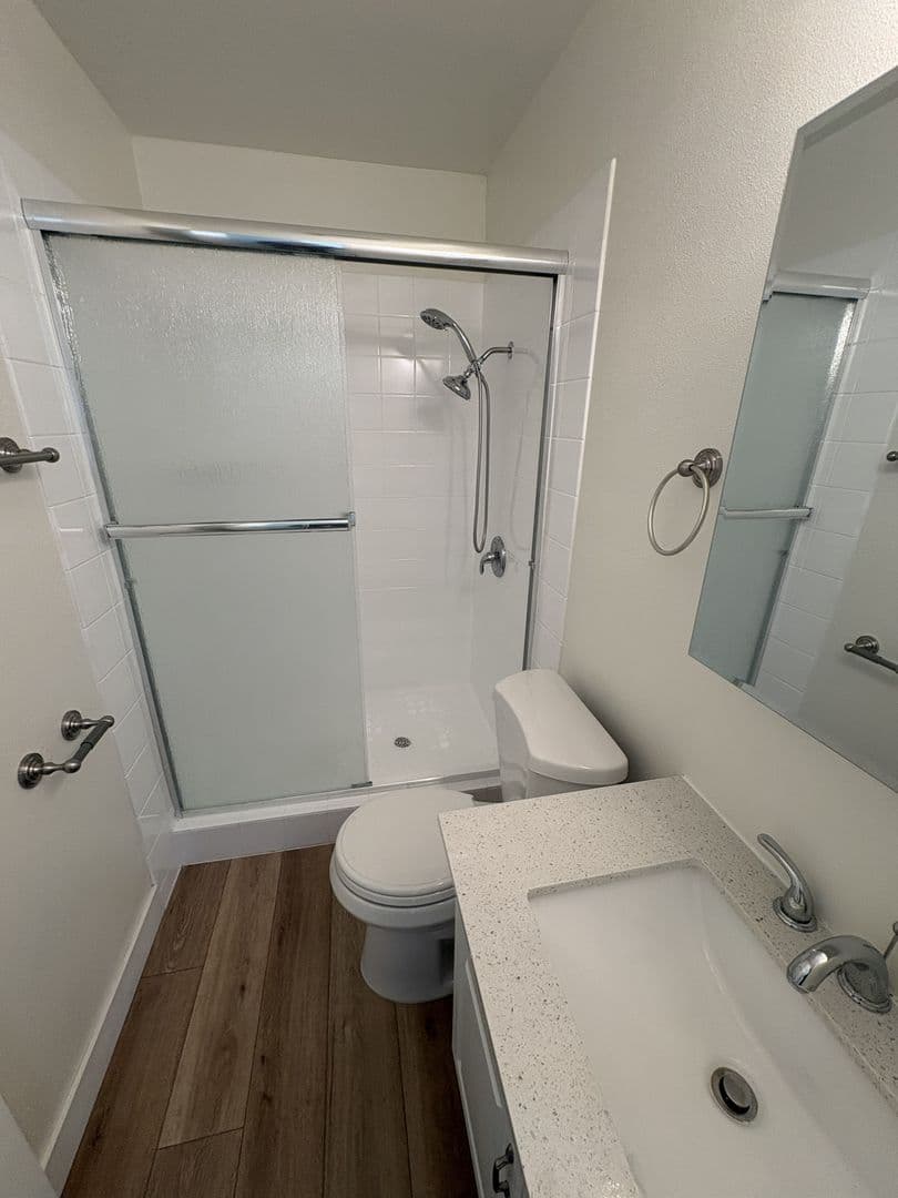 Goleta Apartment: 243 - 247 Mathilda Drive