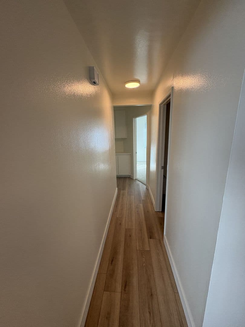Goleta Apartment: 243 - 247 Mathilda Drive