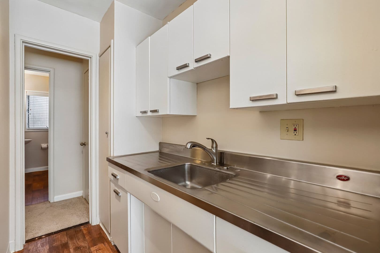 Sacramento Apartment: 1625 H Street