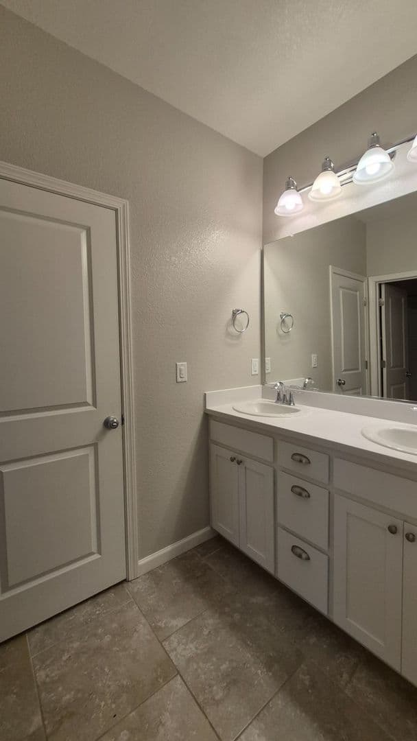 Rocklin House: 1702 Brodea Lane