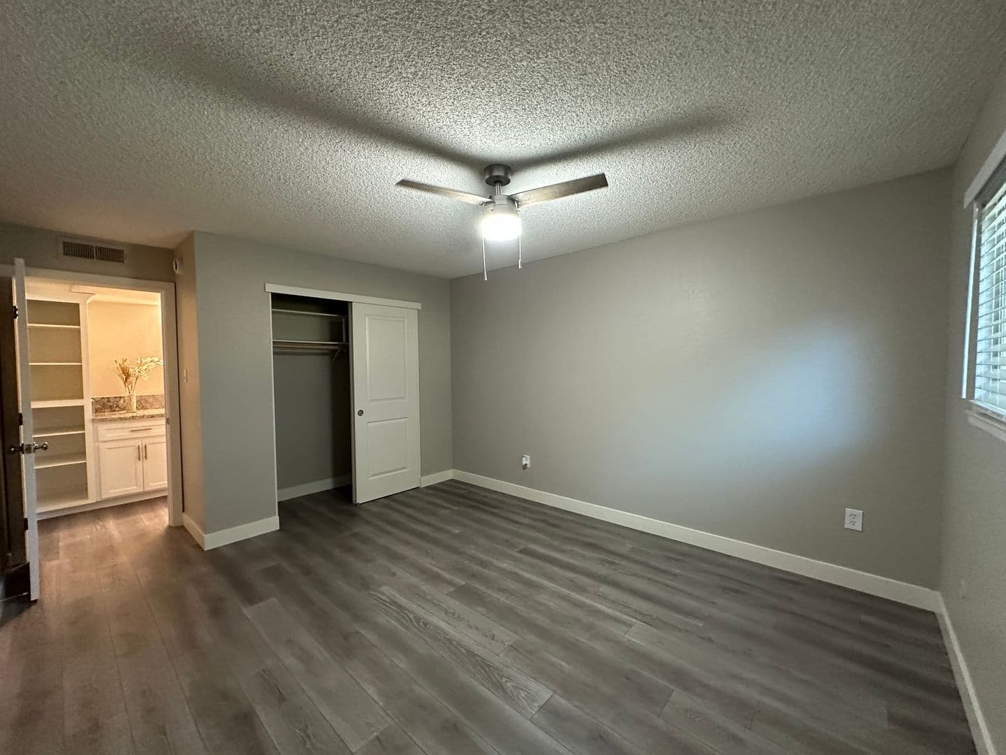 Sacramento Apartment: 1731 O Street - 5