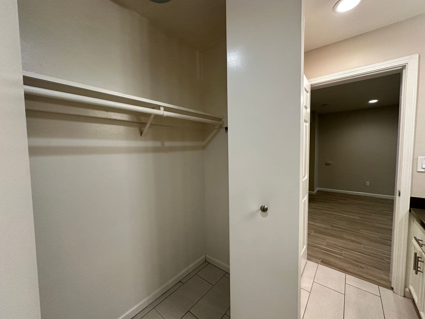 Sacramento Apartment: 2400 Q Street