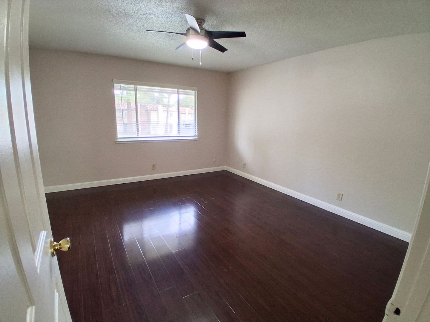 Sacramento Apartment: 6330 Havenside Drive