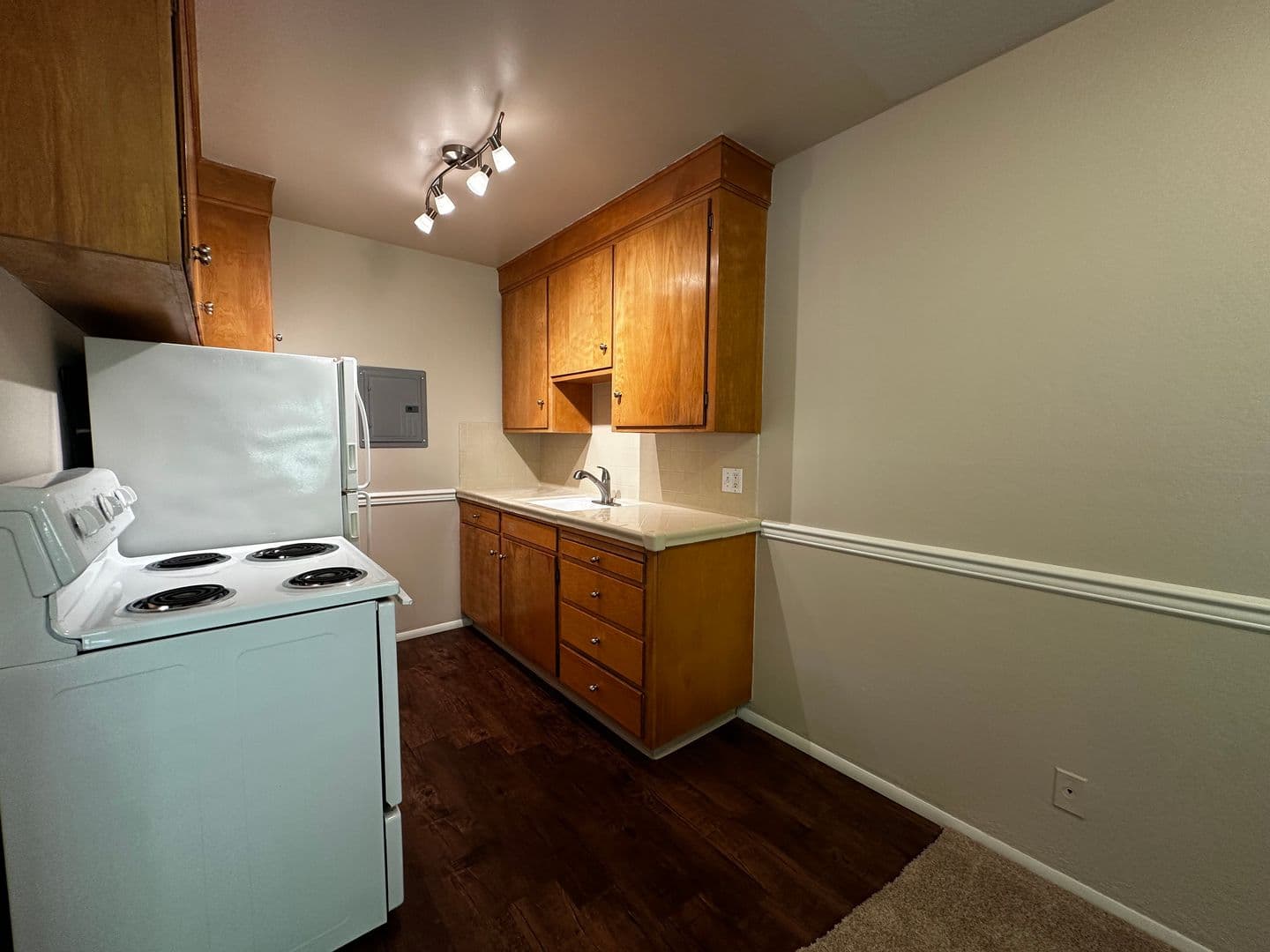 Sacramento Apartment: 5484 Carlson Drive