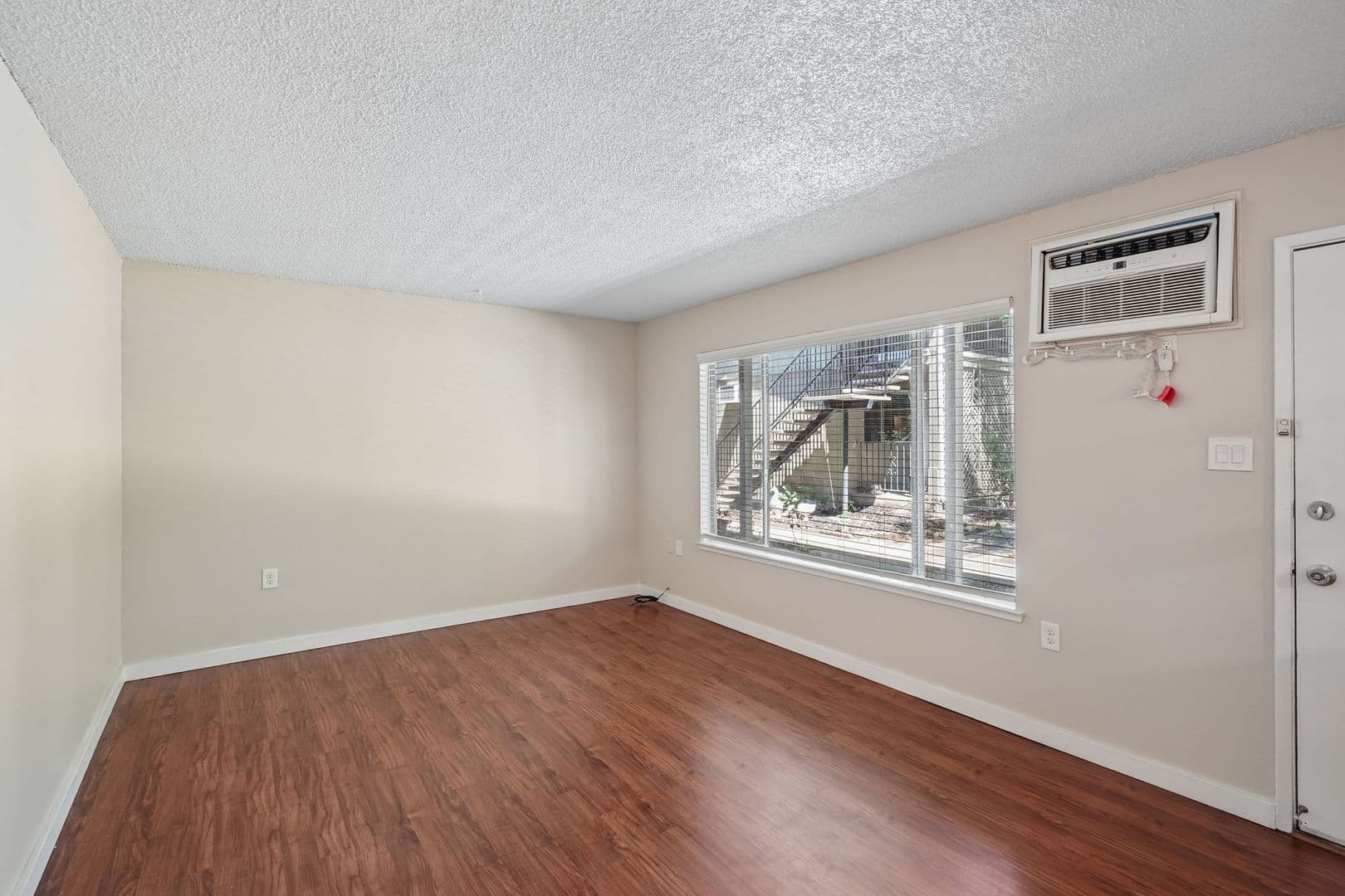 Sacramento Apartment: 4500 63rd Street