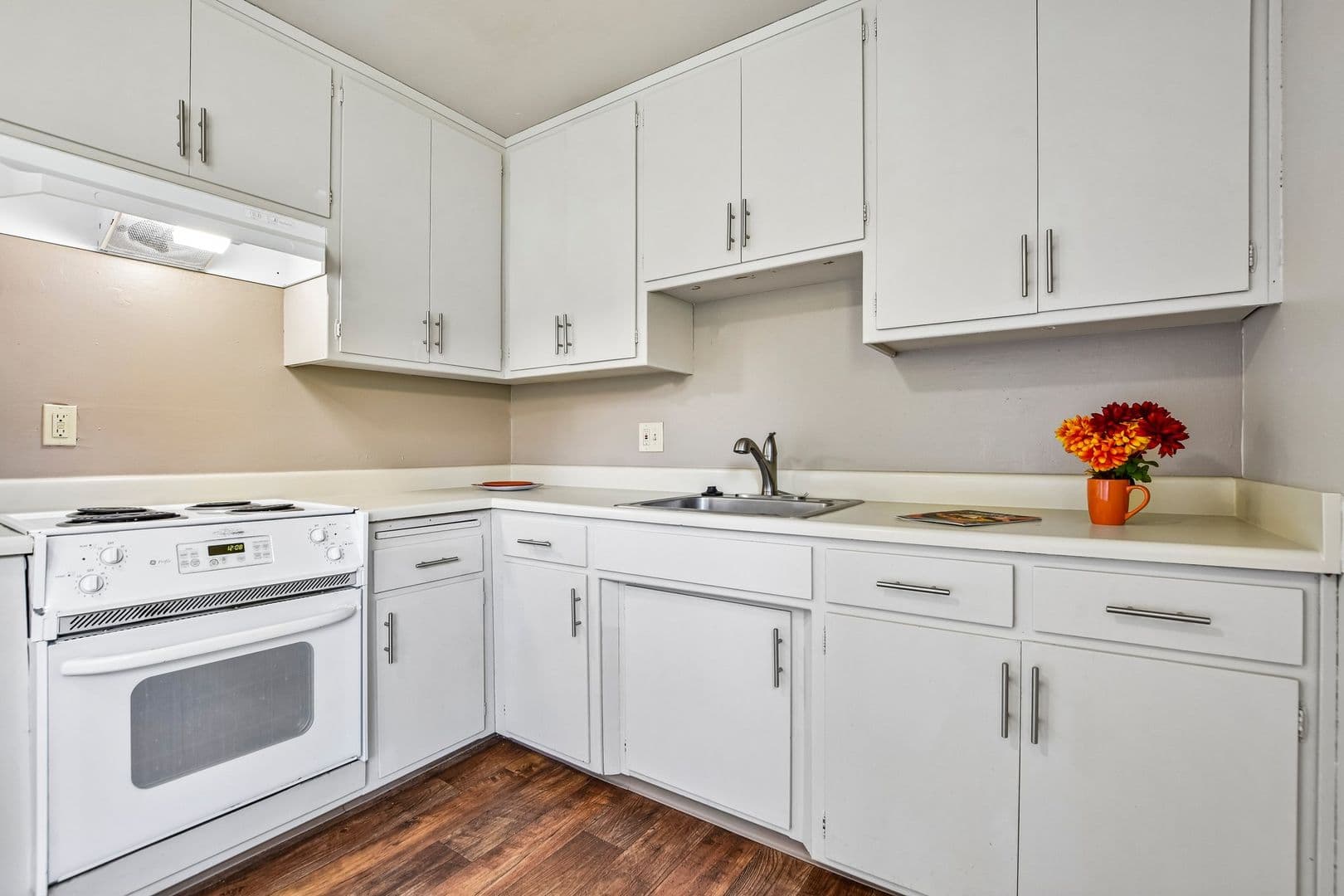 Sacramento Apartment: 1818 H Street
