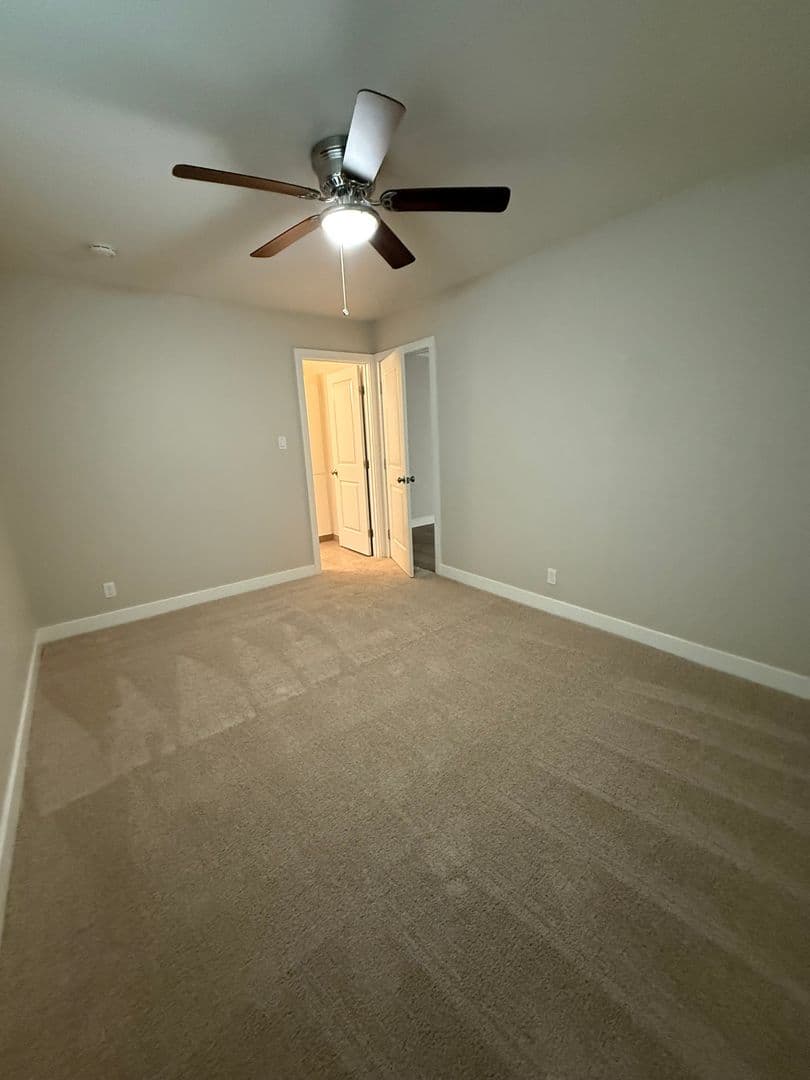 Sacramento Apartment: 2311 I Street - 5