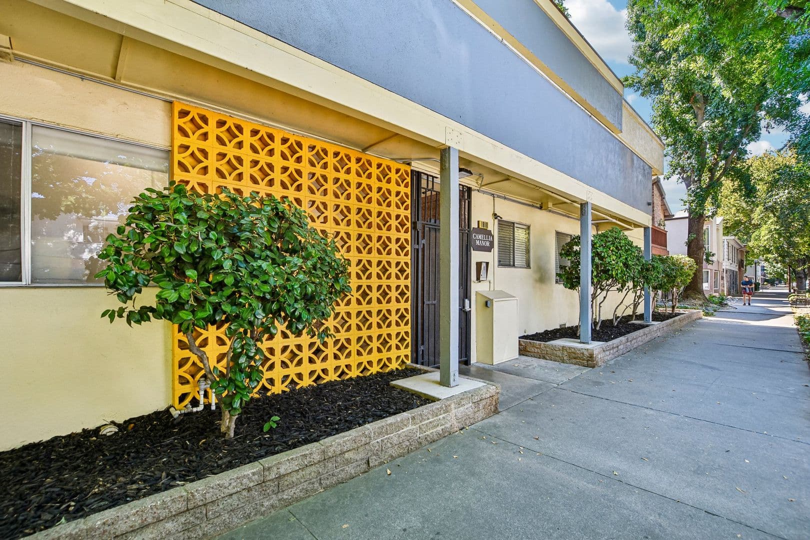 Sacramento Apartment: 1818 H Street