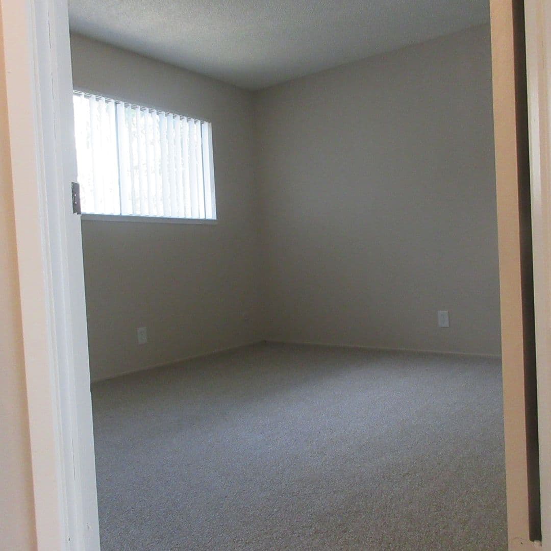 Sacramento Apartment: 2710 N Street