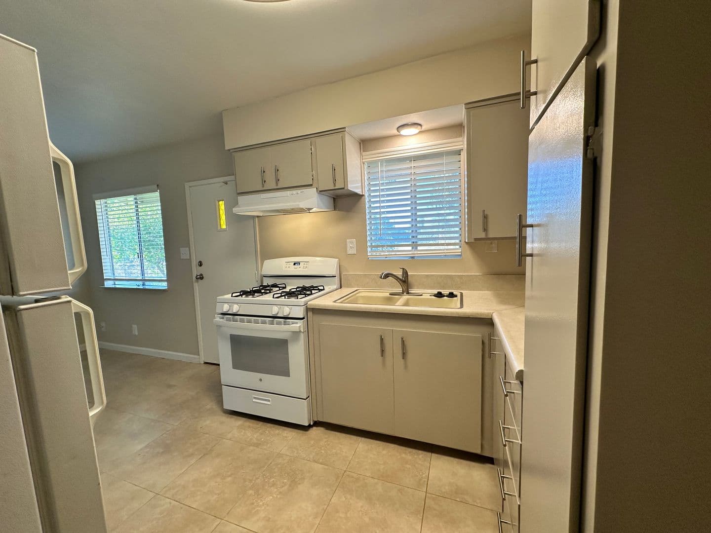 Sacramento Apartment: 4500 63rd Street