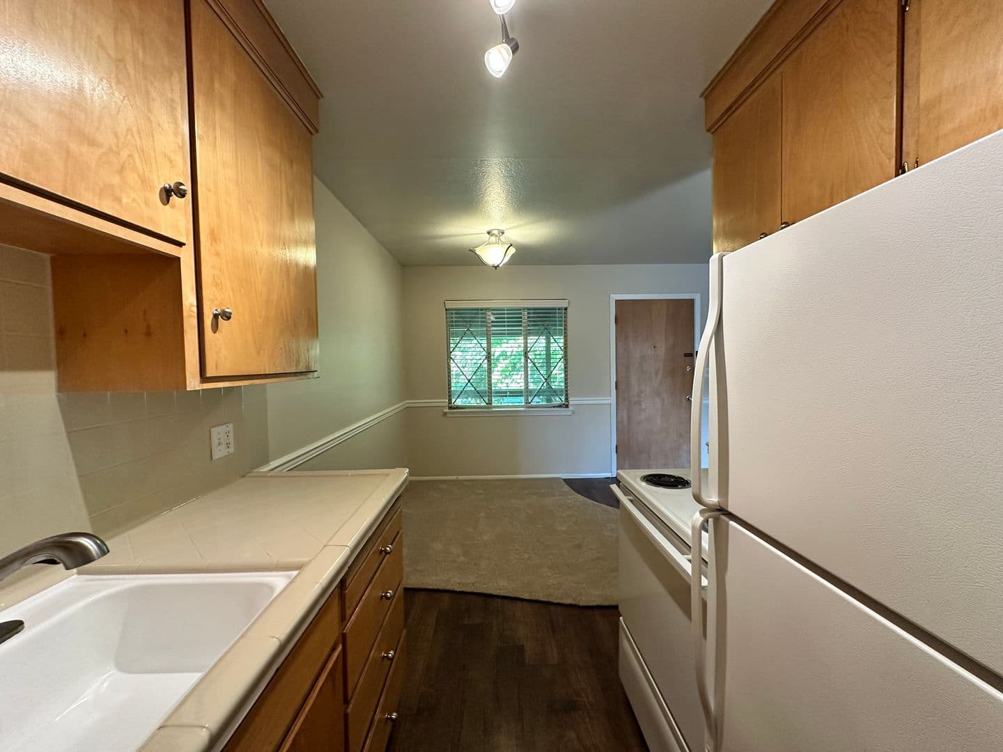 Sacramento Apartment: 5484 Carlson Drive