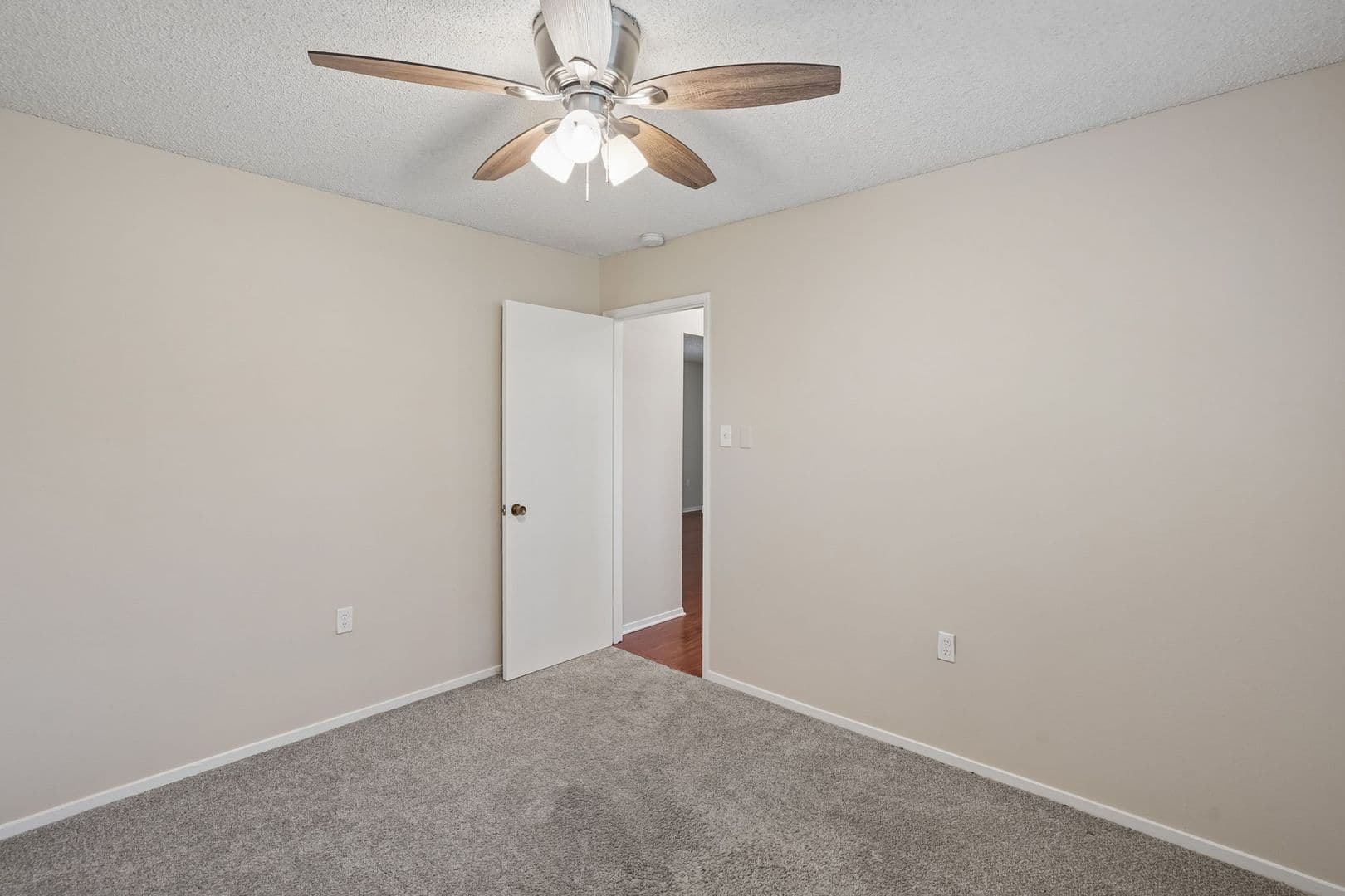 Sacramento Apartment: 4500 63rd Street