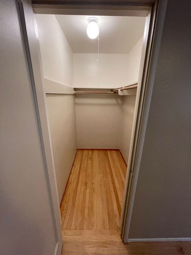 Sacramento Apartment: 2508 L Street