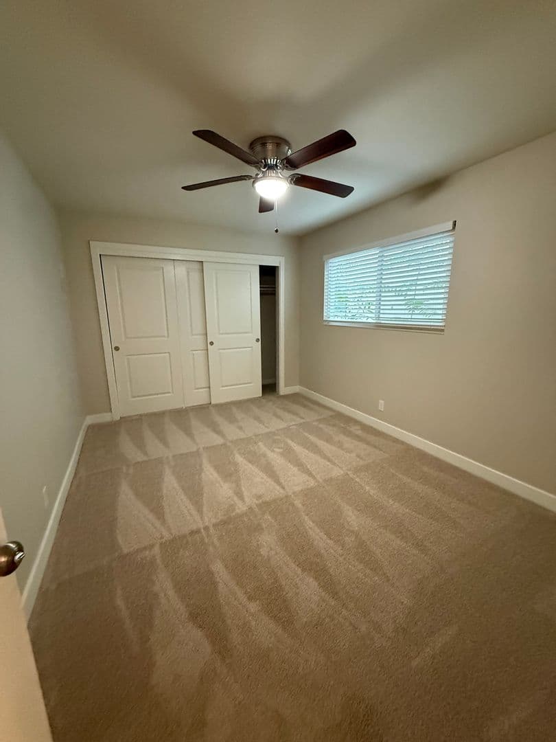 Sacramento Apartment: 2311 I Street - 5
