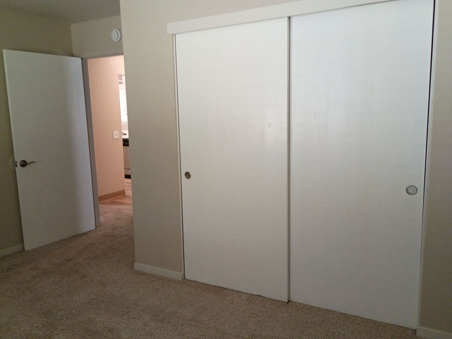 Citrus Heights Apartment: 7764 Poplar Avenue