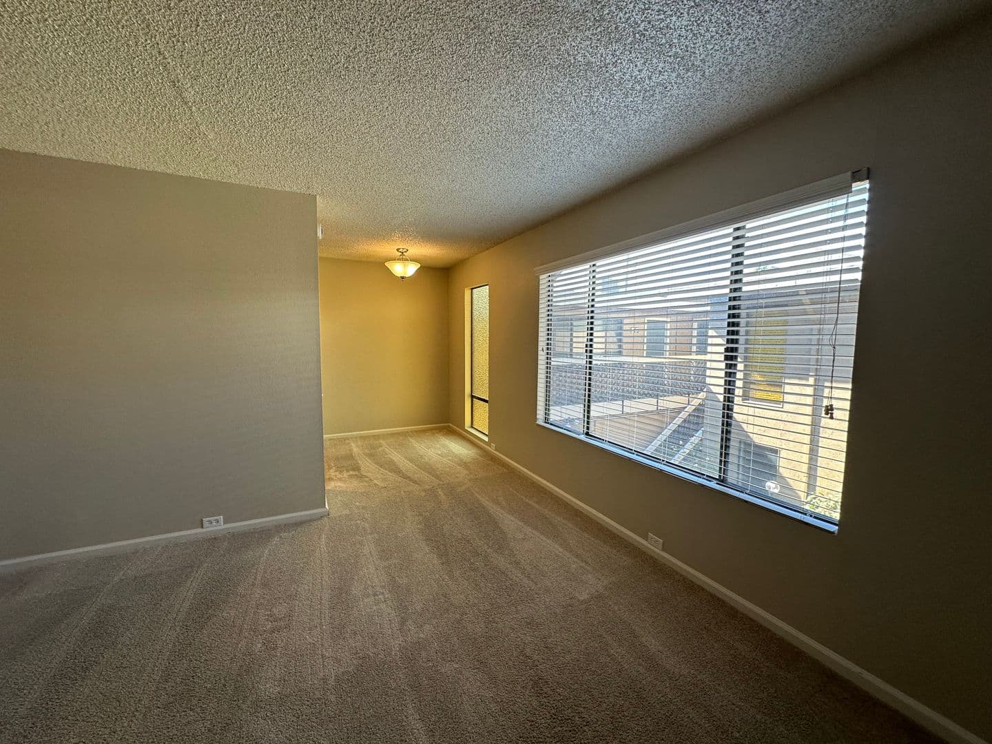 Sacramento Apartment: 1616 Q Street