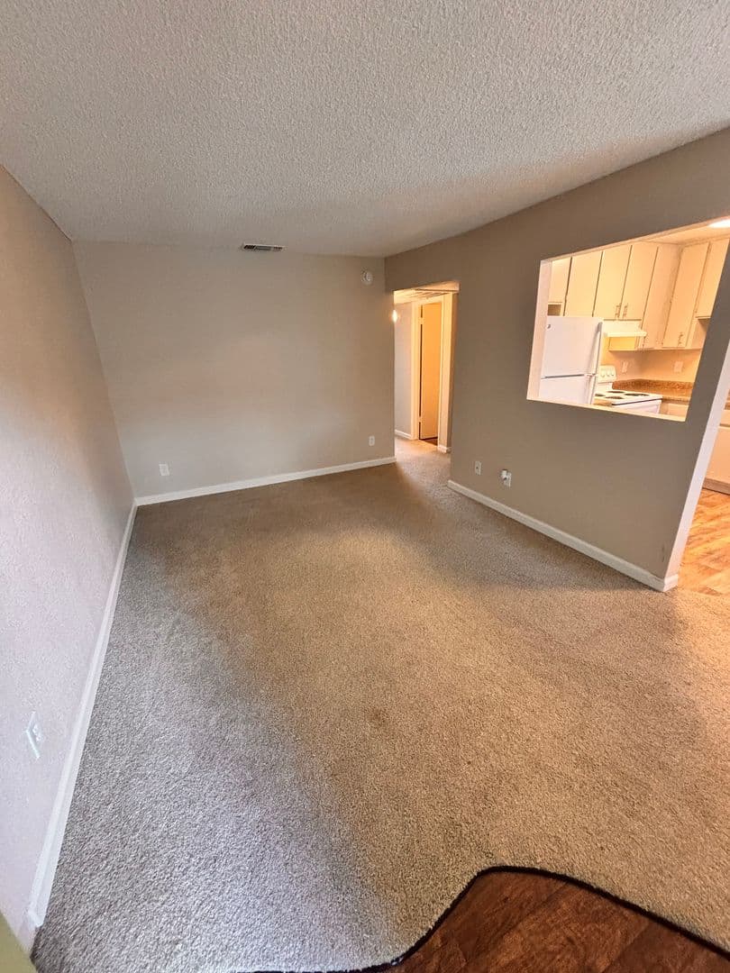 Carmichael Apartment: 5915 Kenneth Avenue