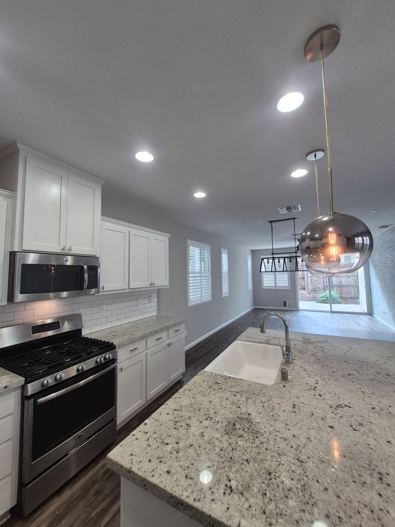 Rocklin House: 1702 Brodea Lane