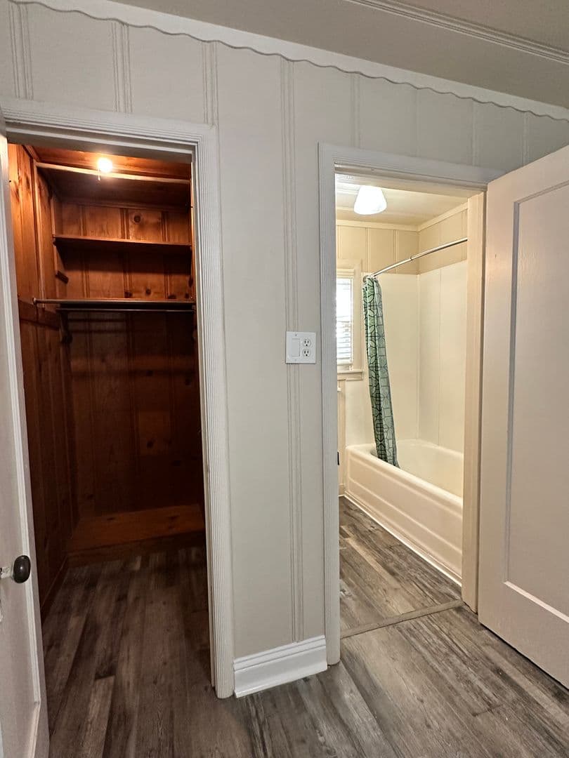 Sacramento Apartment: 4500 63rd Street