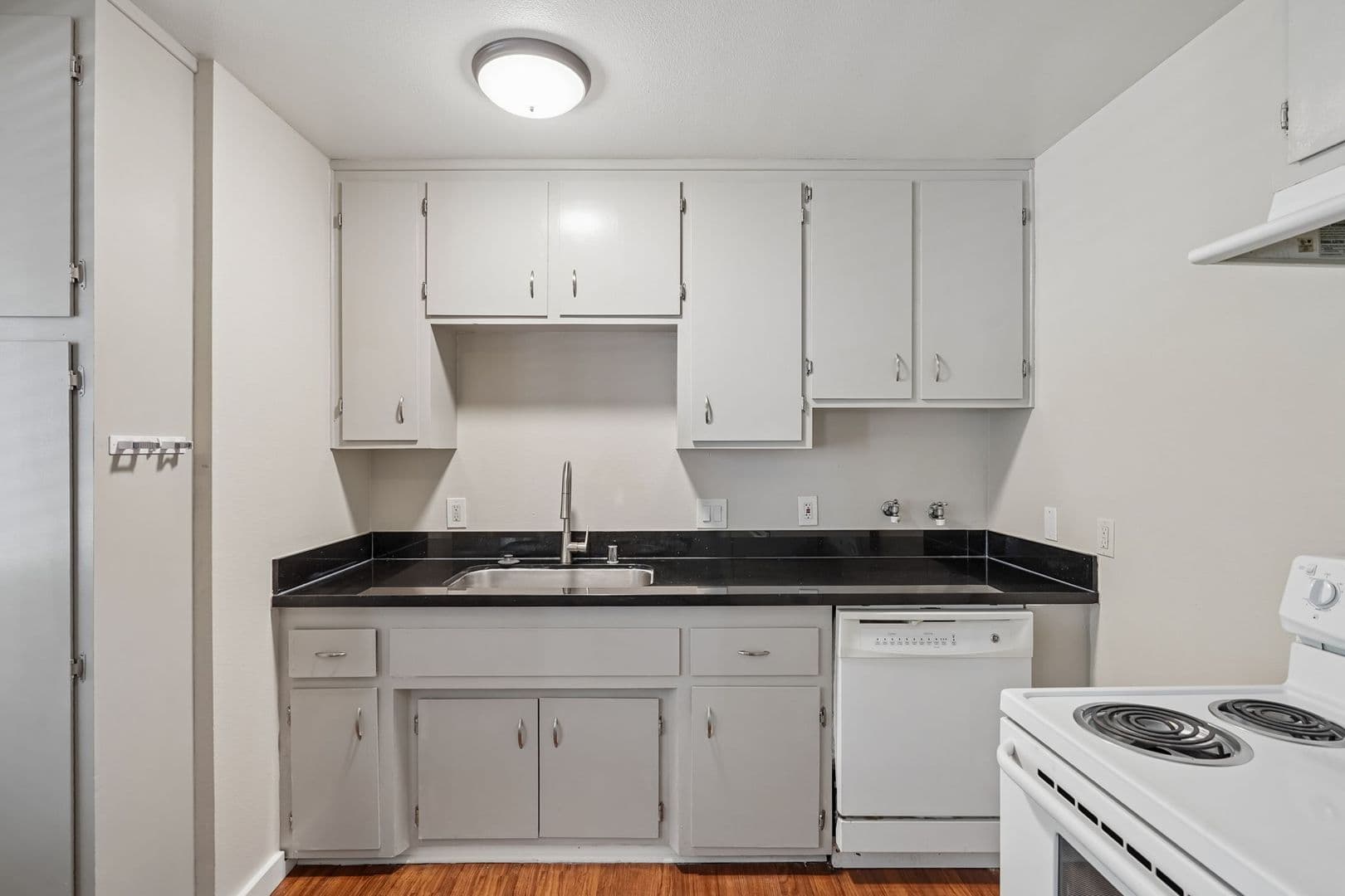 Sacramento Apartment: 4500 63rd Street
