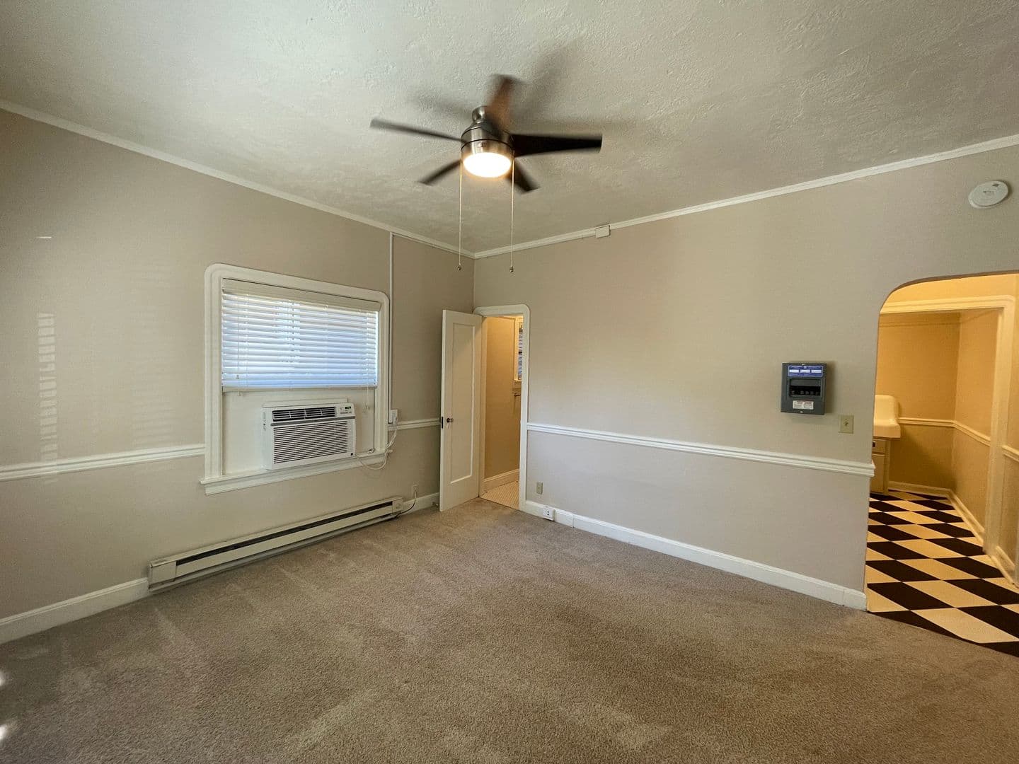 Sacramento Apartment: 1705 N Street